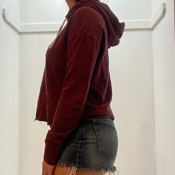 🍁 Women’s Roots Lightweight Sweater – Size Medium 🍁 - Picture 5 of 13